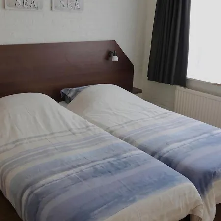 Family Escape Near Keukenhof *