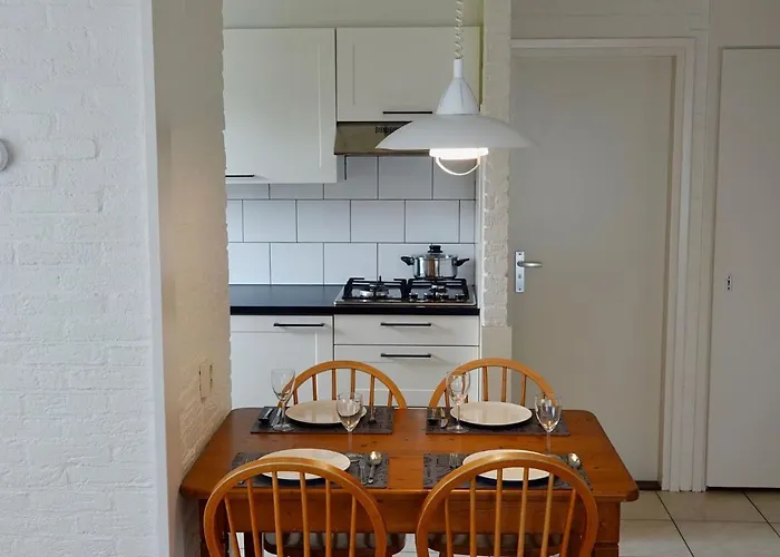 Casa vacanze Family Escape Near Keukenhof *