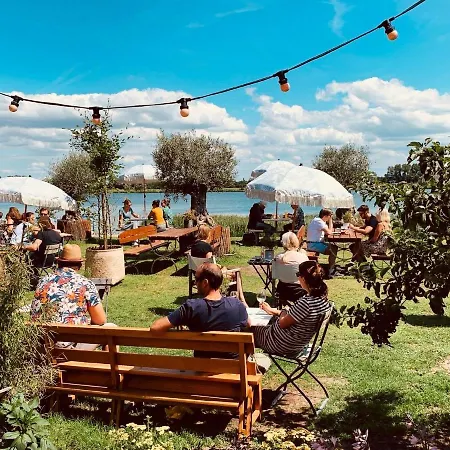 Family Escape Near Keukenhof