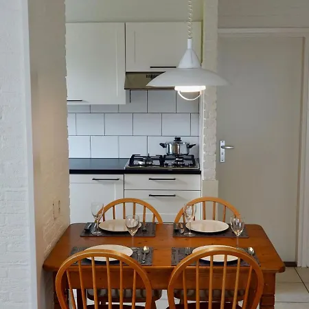 Casa vacanze Family Escape Near Keukenhof *