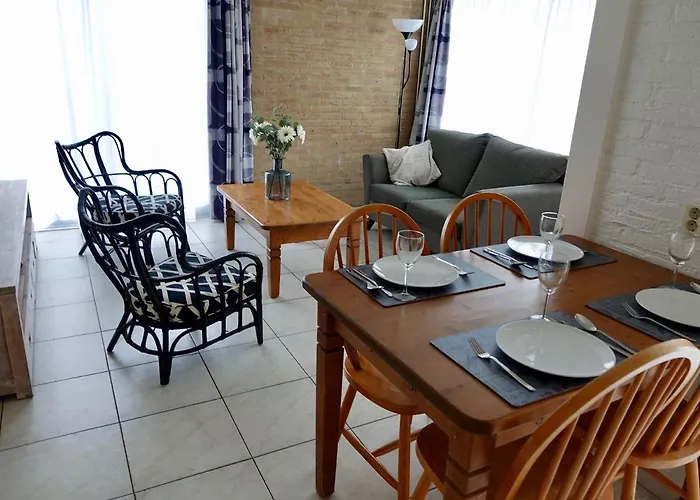 Family Escape Near Keukenhof *