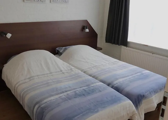 Family Escape Near Keukenhof *