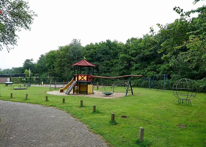 Family Escape Near Keukenhof *