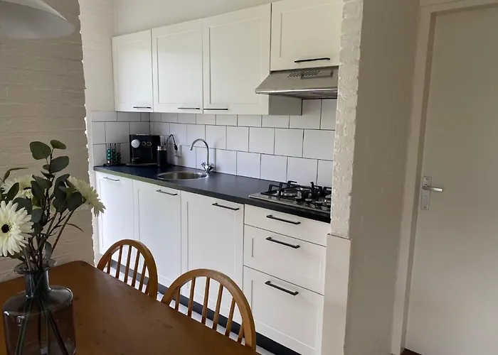 Сasa de vacaciones Family Escape Near Keukenhof